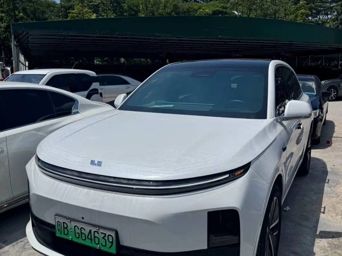 Li Auto L6 2024