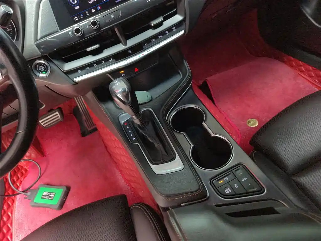 Cadillac CT4 2020 28T Elite фото 10