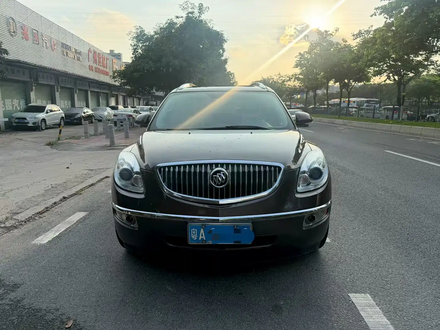 Buick Enclave 2010 3.6L Flagship Edition фото 2