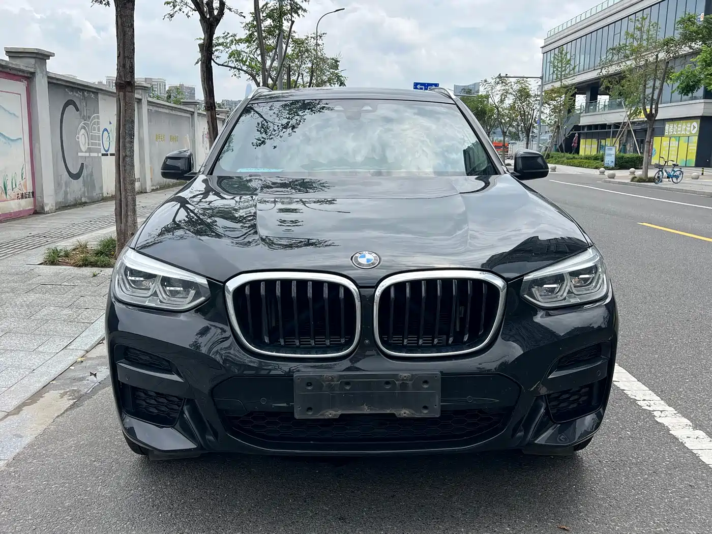 Photo 2 - BMW X3