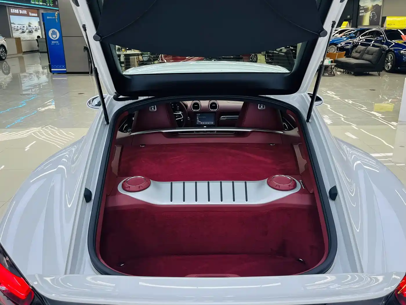 Porsche 718 2022 Cayman 2.0T фото 18