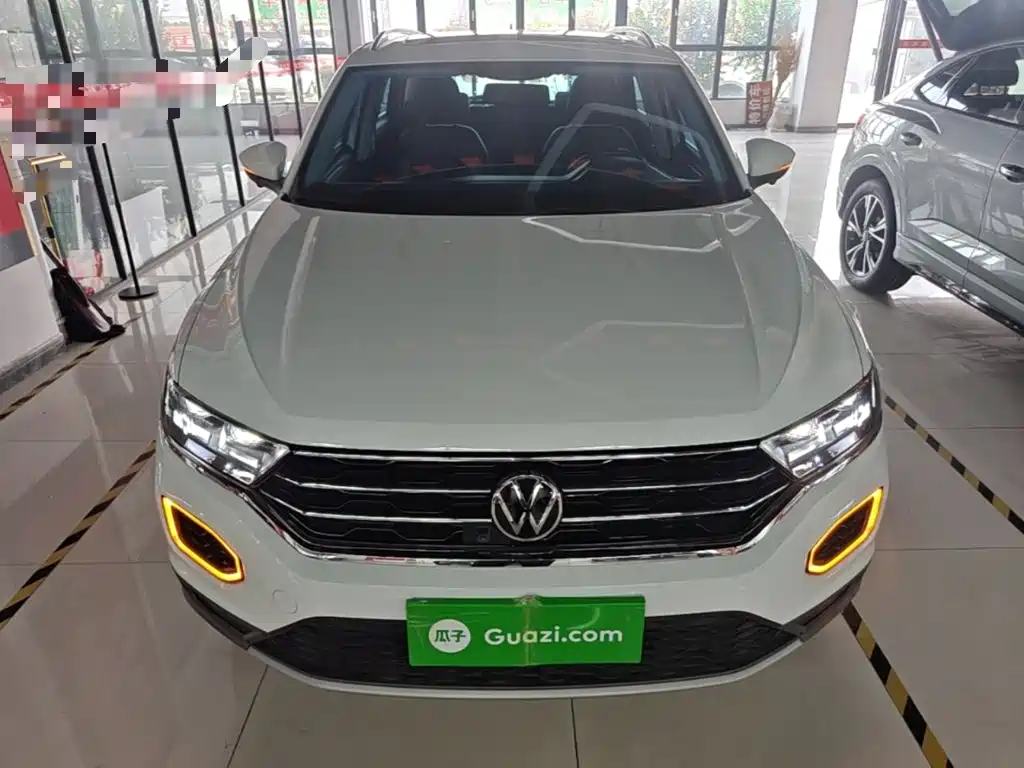 VOLKSWAGEN T-ROC EXPLORING SONGS
