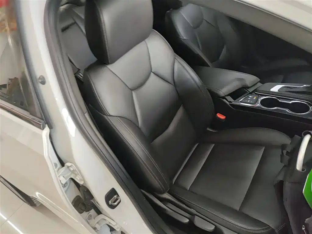 Cadillac CT4 2021 28T Fashion Edition фото 24