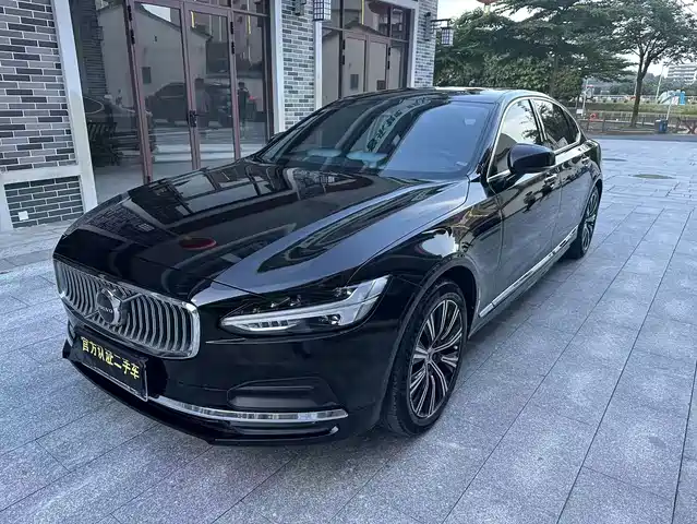  Volvo Volvo S90 2022 B5 Inscription Luxury Edition