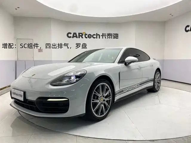 PORSCHE PANAMERA