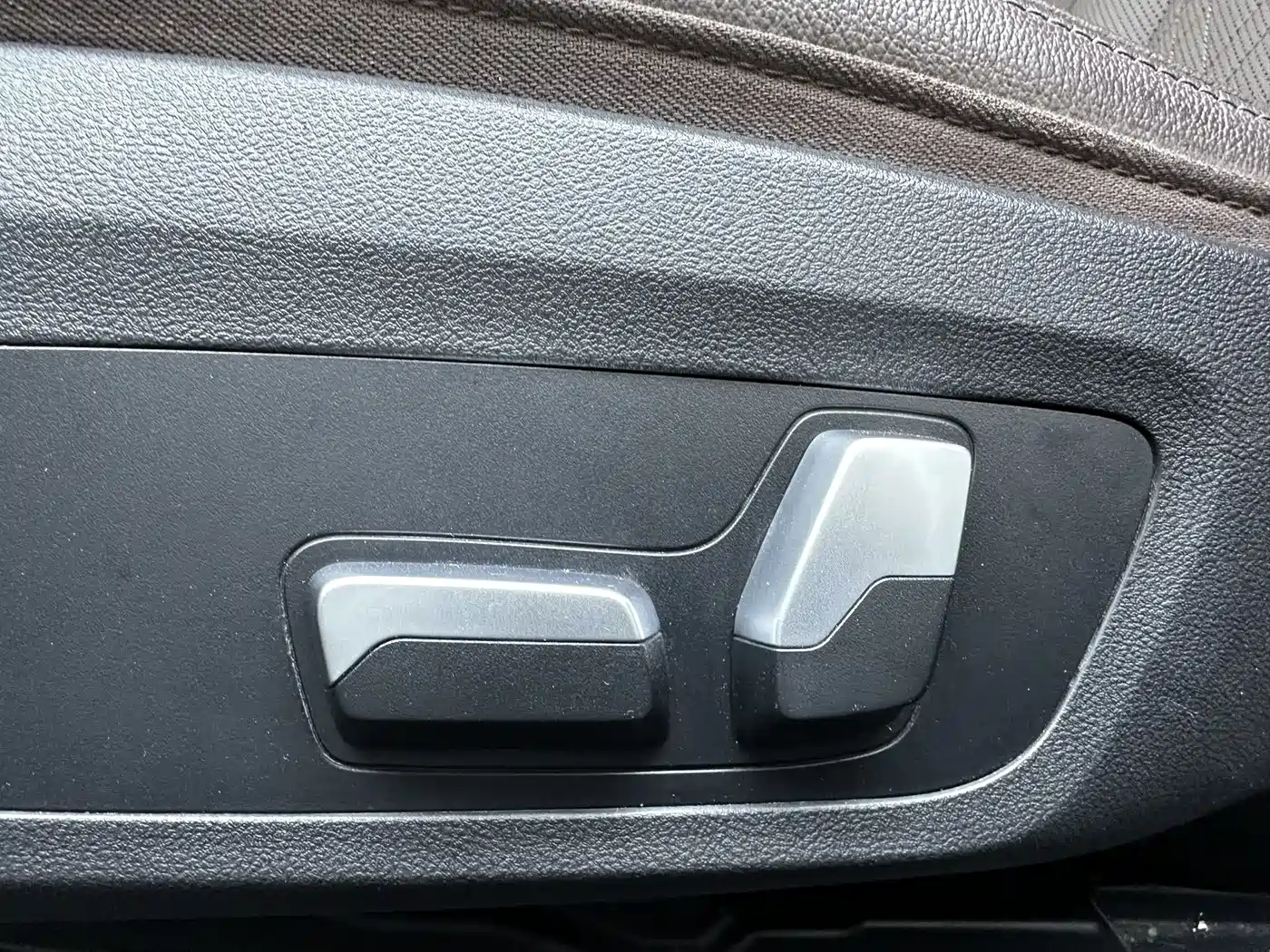 BMW 3 Series 2023 320Li M Sport Package фото 21