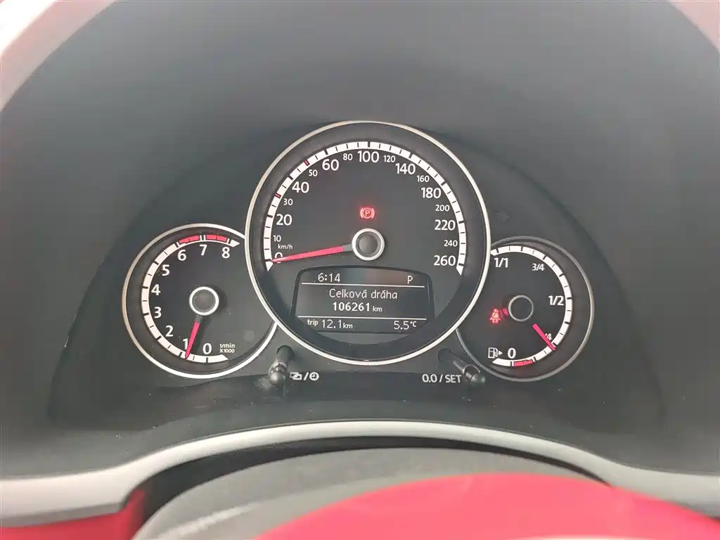 Volkswagen Beetle 2015 280TSI фото 12