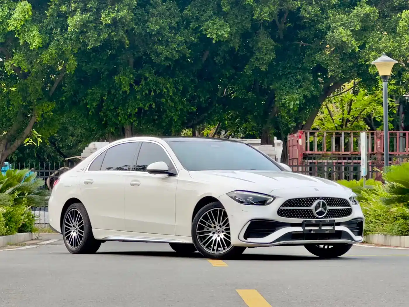 Mercedes-Benz C-Class 2023 C 260 L Sport фото 3