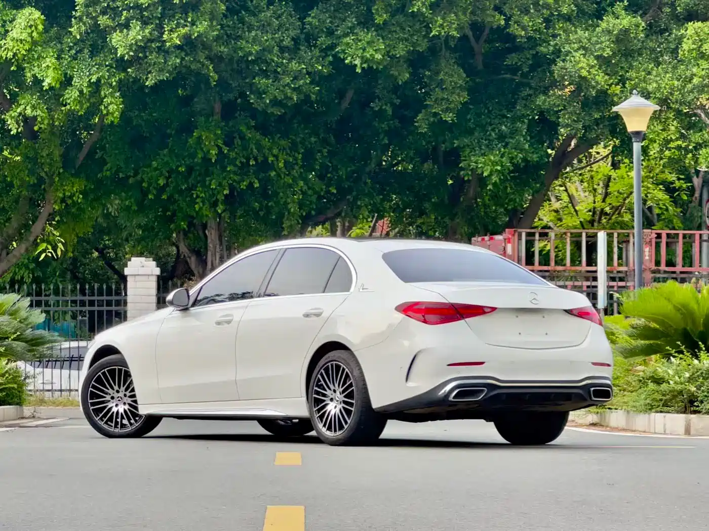 Mercedes-Benz C-Class 2023 C 260 L Sport фото 9
