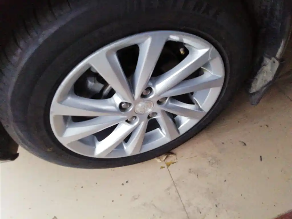 Buick Verano 2015 Sedan 15S Automatic Leading фото 25