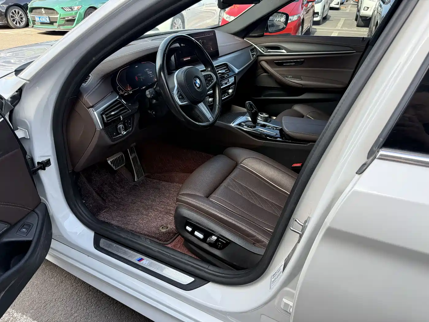 BMW 5 Series 2021 530Li Premium M Sport Package фото 10