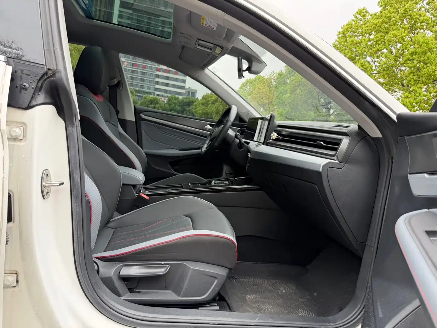 Volkswagen Lamando 2022 Lamando L 280TSI DSG Cool Edition фото 16