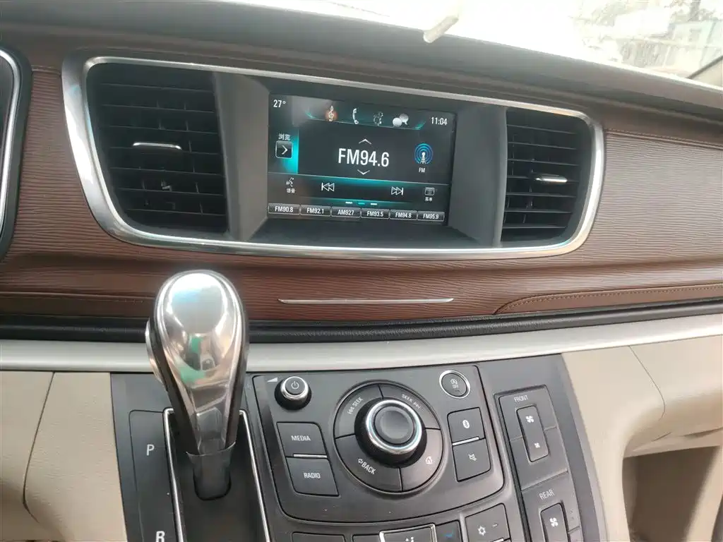 Buick GL8 2018 28T Comfort China VI фото 9