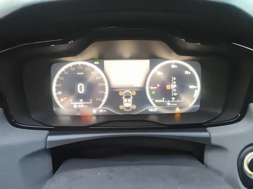 Lynk & Co 03 New Energy 2019 Model 1.5T PHEV Pro фото 4