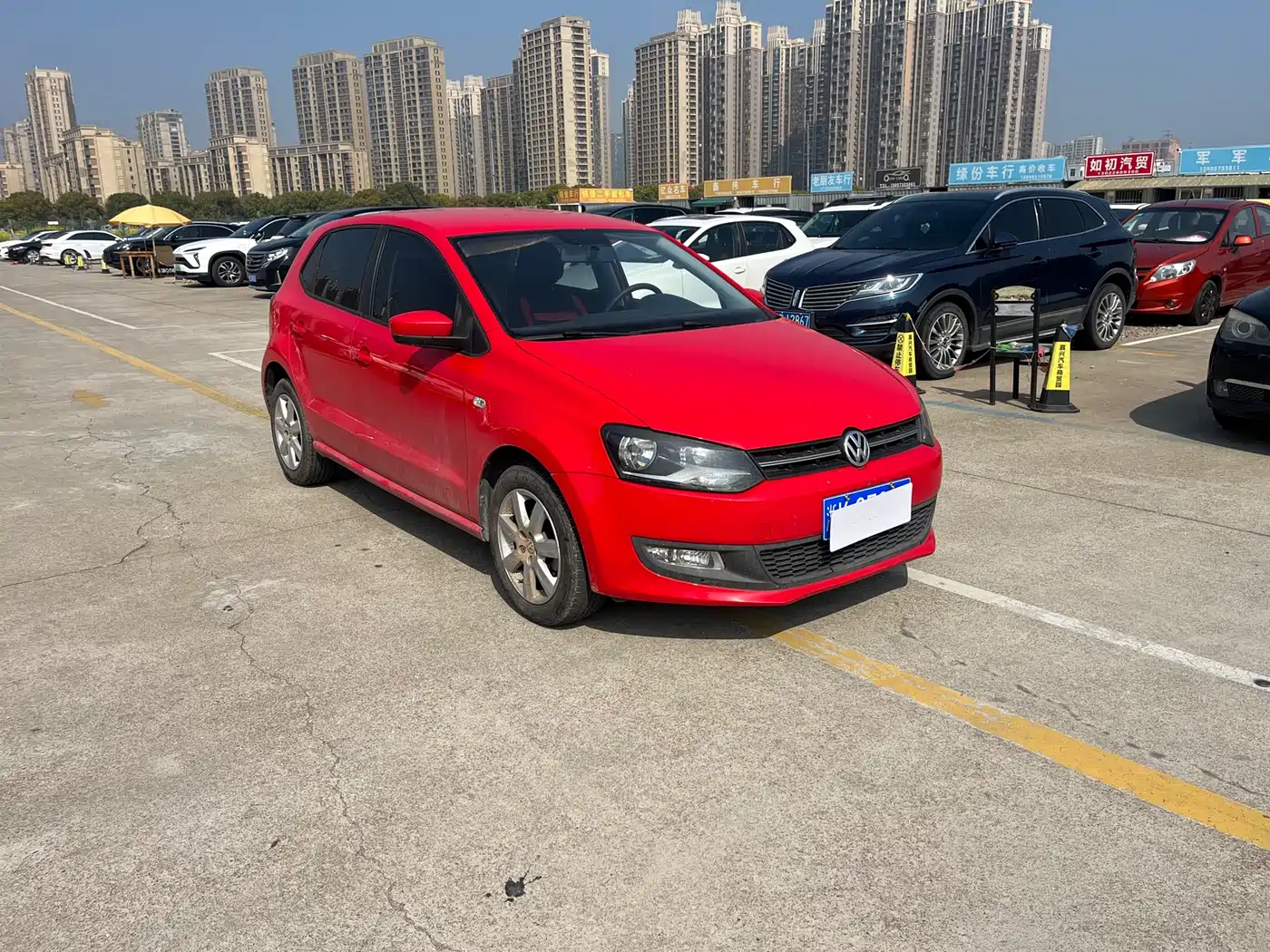 Volkswagen Polo 2013 1.6L Automatic Comfort Edition фото 3