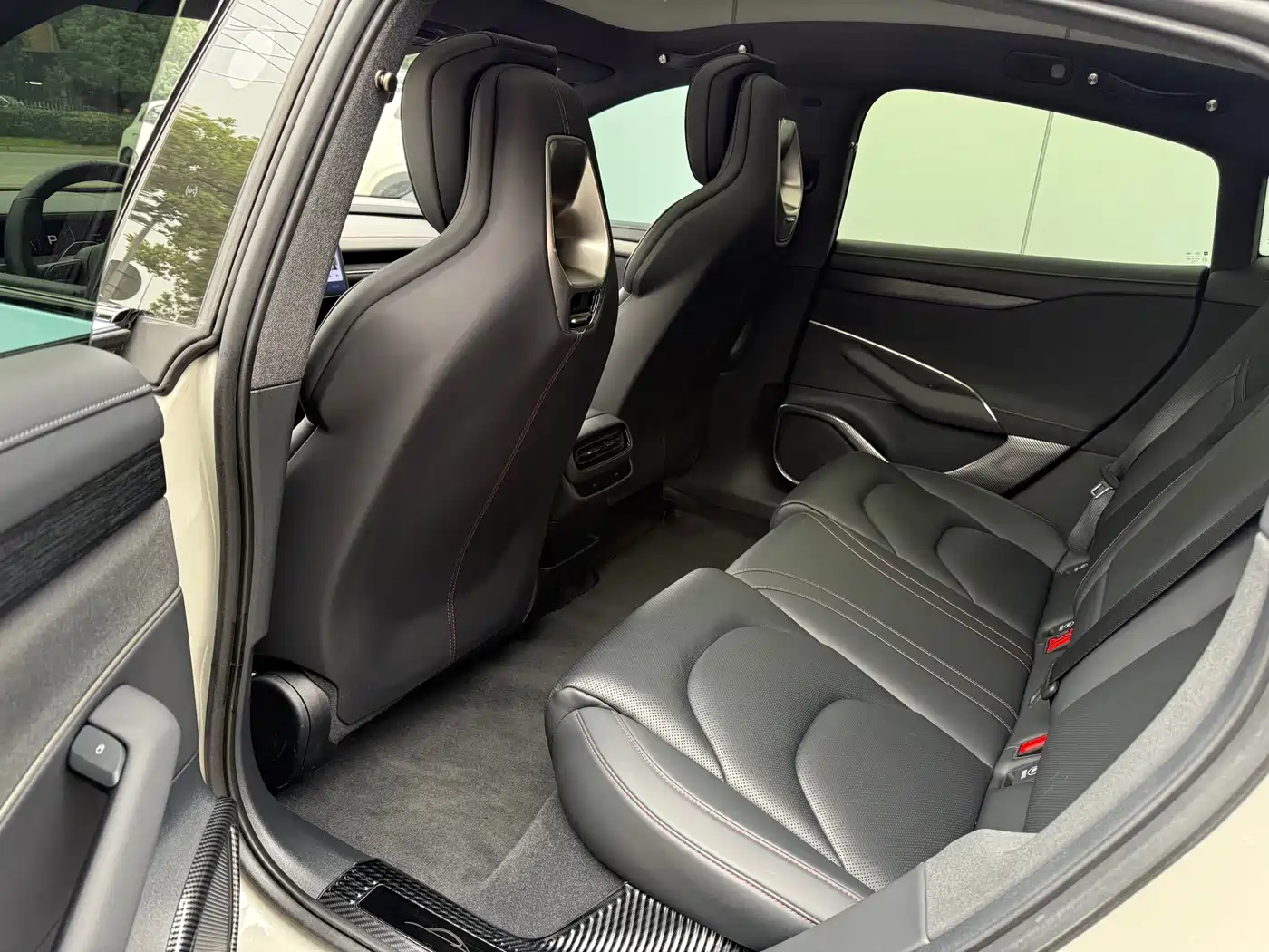 XIAOMI CAR XIAOMI SU7