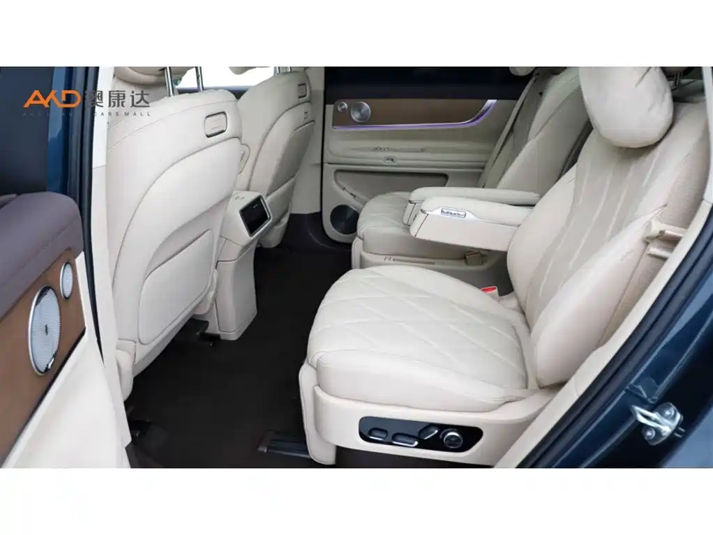 AITO Wenjie AITO M9 2025 Extended Range Ultra 52kWh 6-Seater фото 7