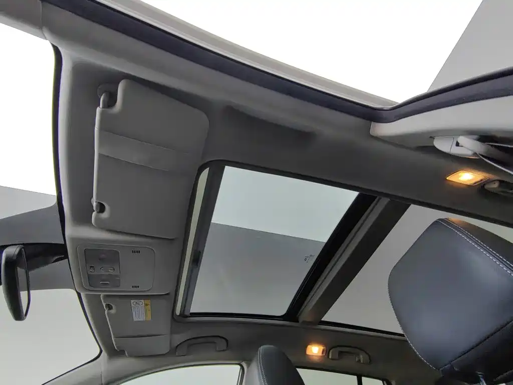 Renault Koleos (Import) 2014 2014 2.5L 4WD Comfort Edition