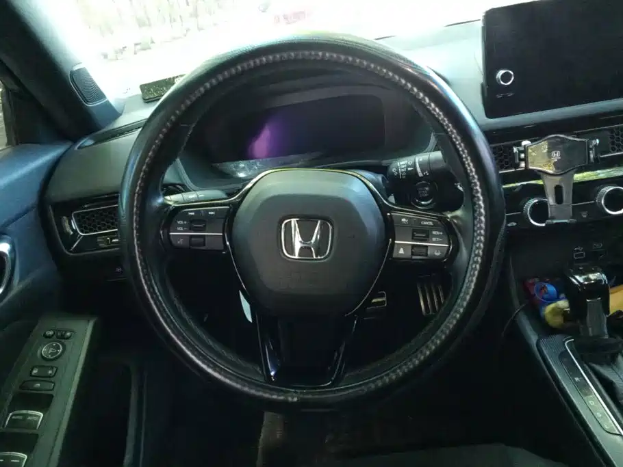 Фото 14 - Honda Civic