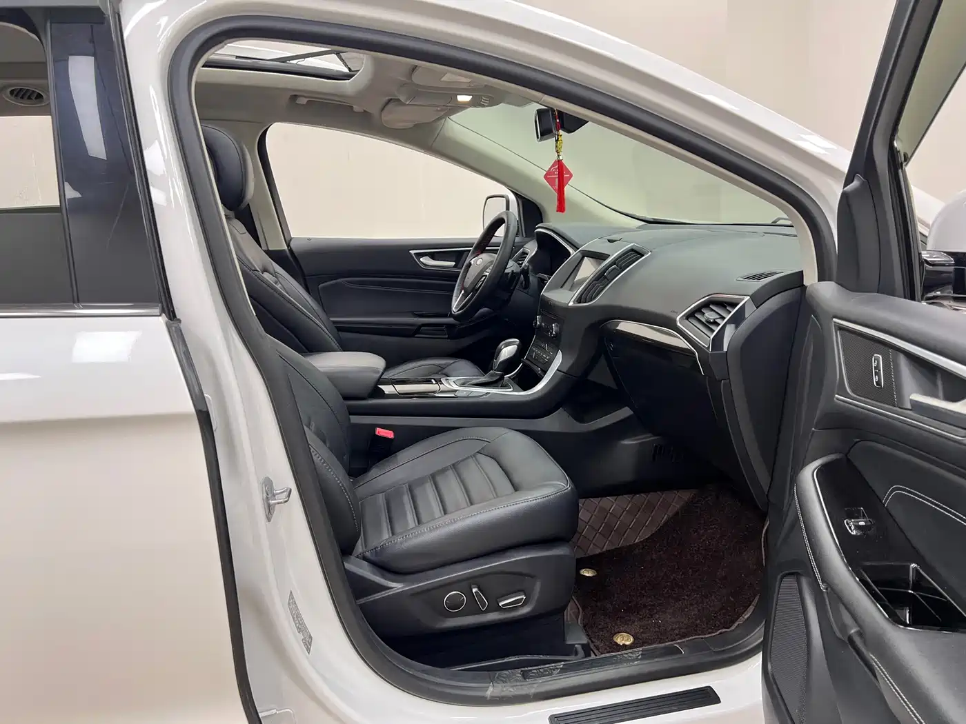 Ford Edge 2019 2018 EcoBoost 245 FWD Luxury 7-seater China V