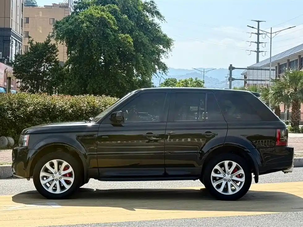 Land Rover Range Rover Sport 2012 3.0 TDV6 HSE Diesel Version фото 3