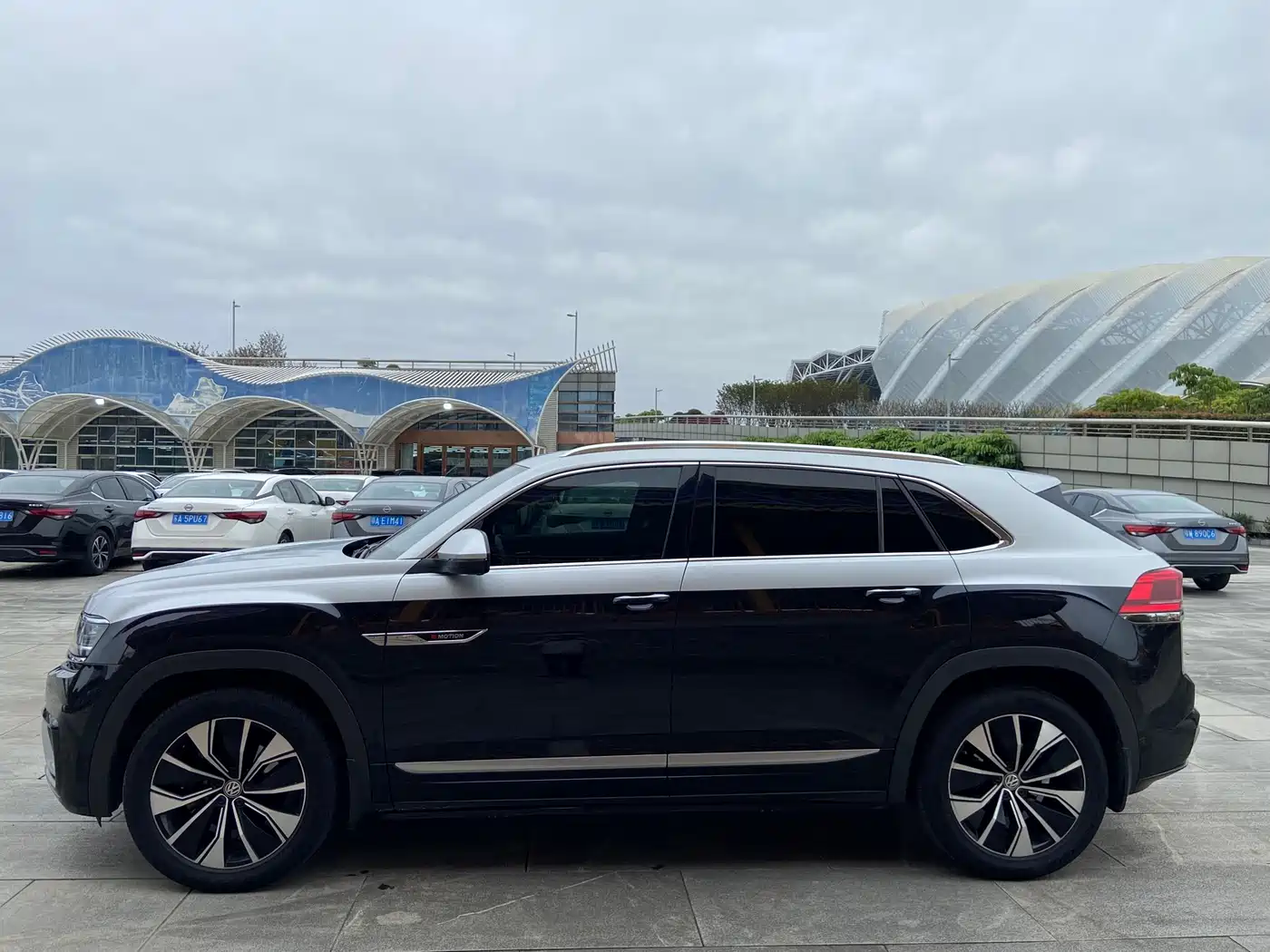 Volkswagen Teramont 2019 Model Teramont X 380TSI 4WD Prestige Luxury Edition фото 8