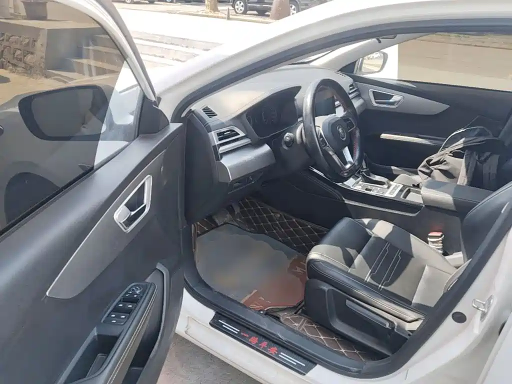 BYD Qin 2019 2019 1.5L Automatic Luxury Edition