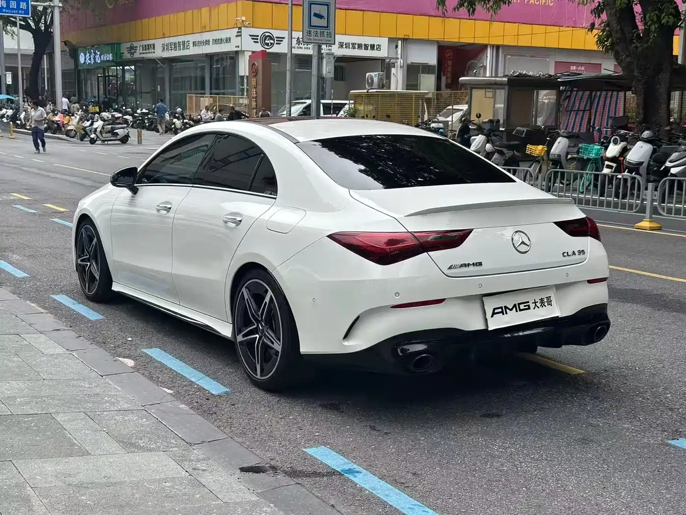 Mercedes-Benz CLA AMG 2024 AMG CLA 35 4MATIC фото 14