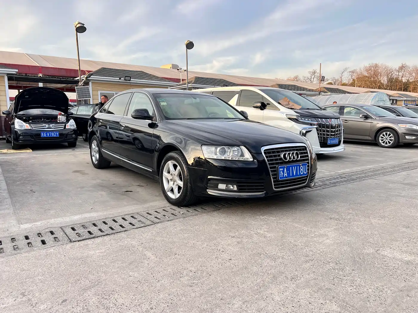 Audi A6L 2011 Model 2.0 TFSI Auto Standard фото 2