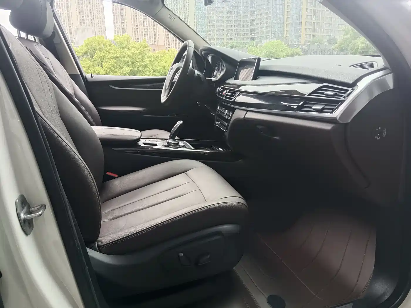 BMW X5 (Import) 2014 xDrive35i Leading фото 13