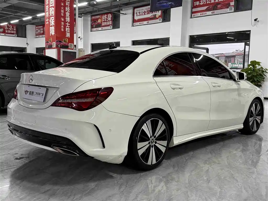 Mercedes-Benz CLA (Import) 2018 CLA 200 Fashion Edition фото 13