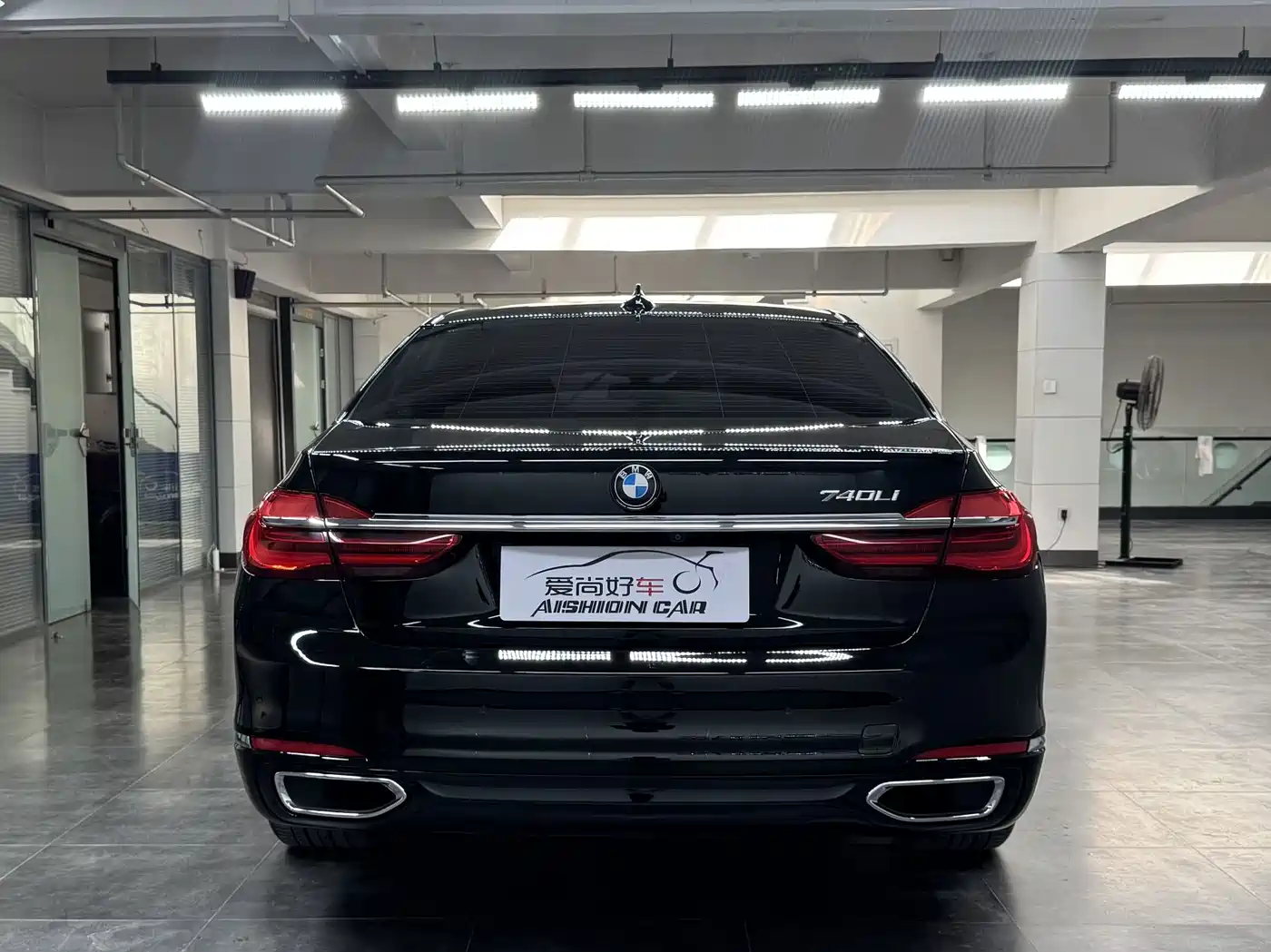 Фото 6 - BMW 7 Series