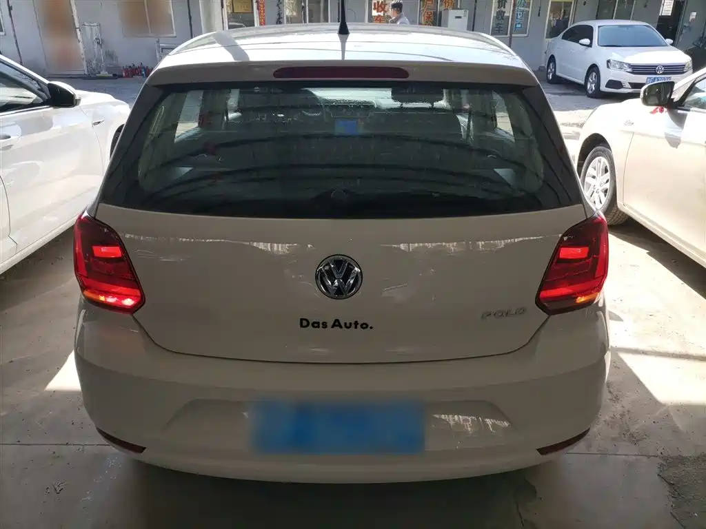 Volkswagen Polo 2016 1.4L Manual Trend фото 6