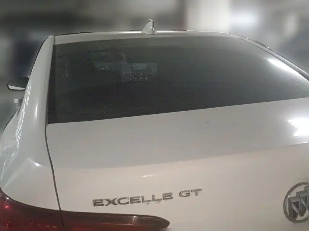 Photo 5 - Buick Excelle