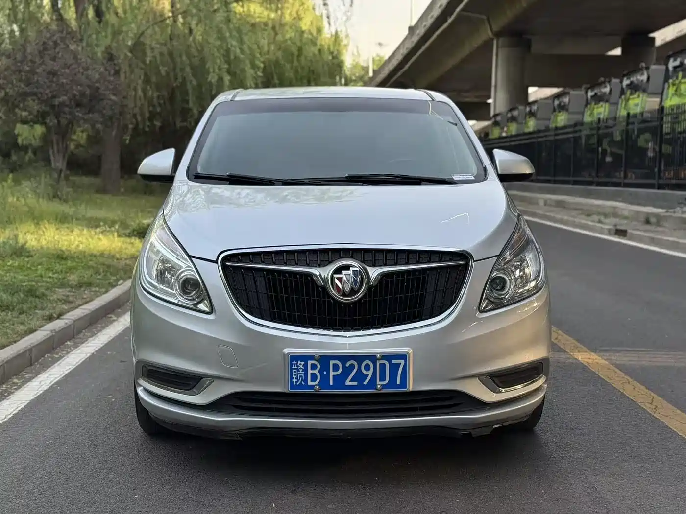 Buick GL8 2017 25S Comfort China V