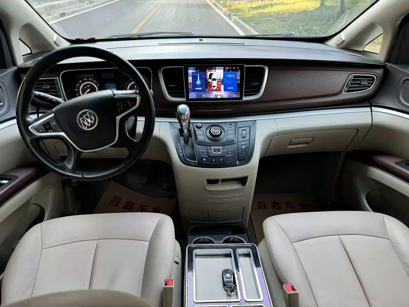 Buick GL8 2017 25S Comfort China V фото 8