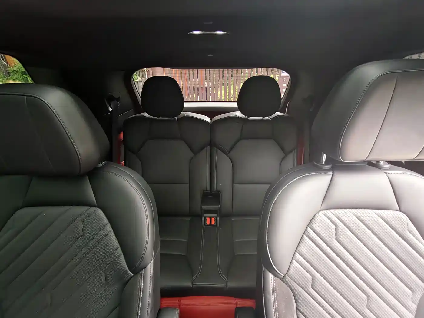 Lynk & Co 09 2022 2021 2.0T Halo 6-Seater