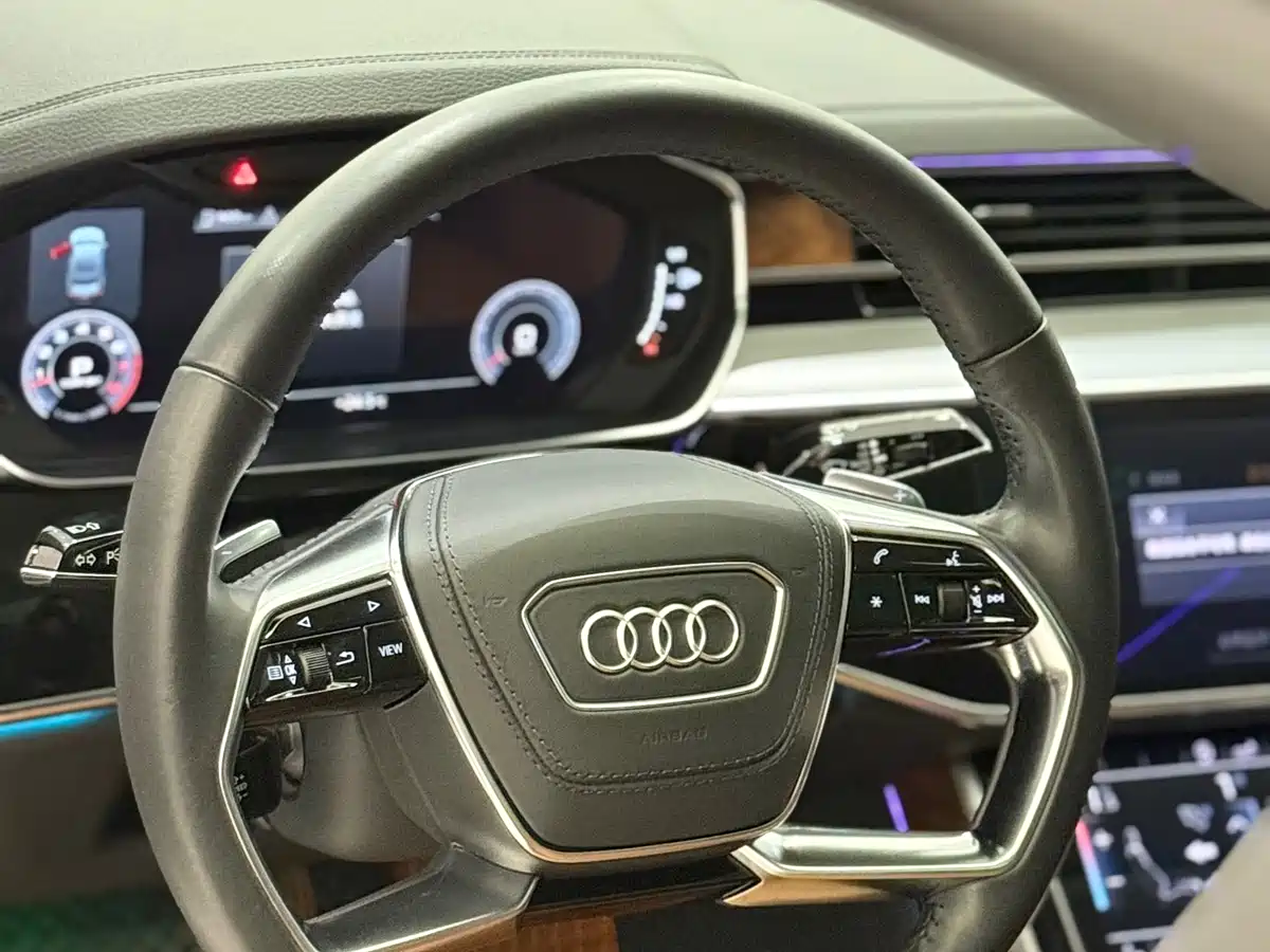 Audi A8 2019 Plus A8L 50 TFSI quattro Luxury фото 5