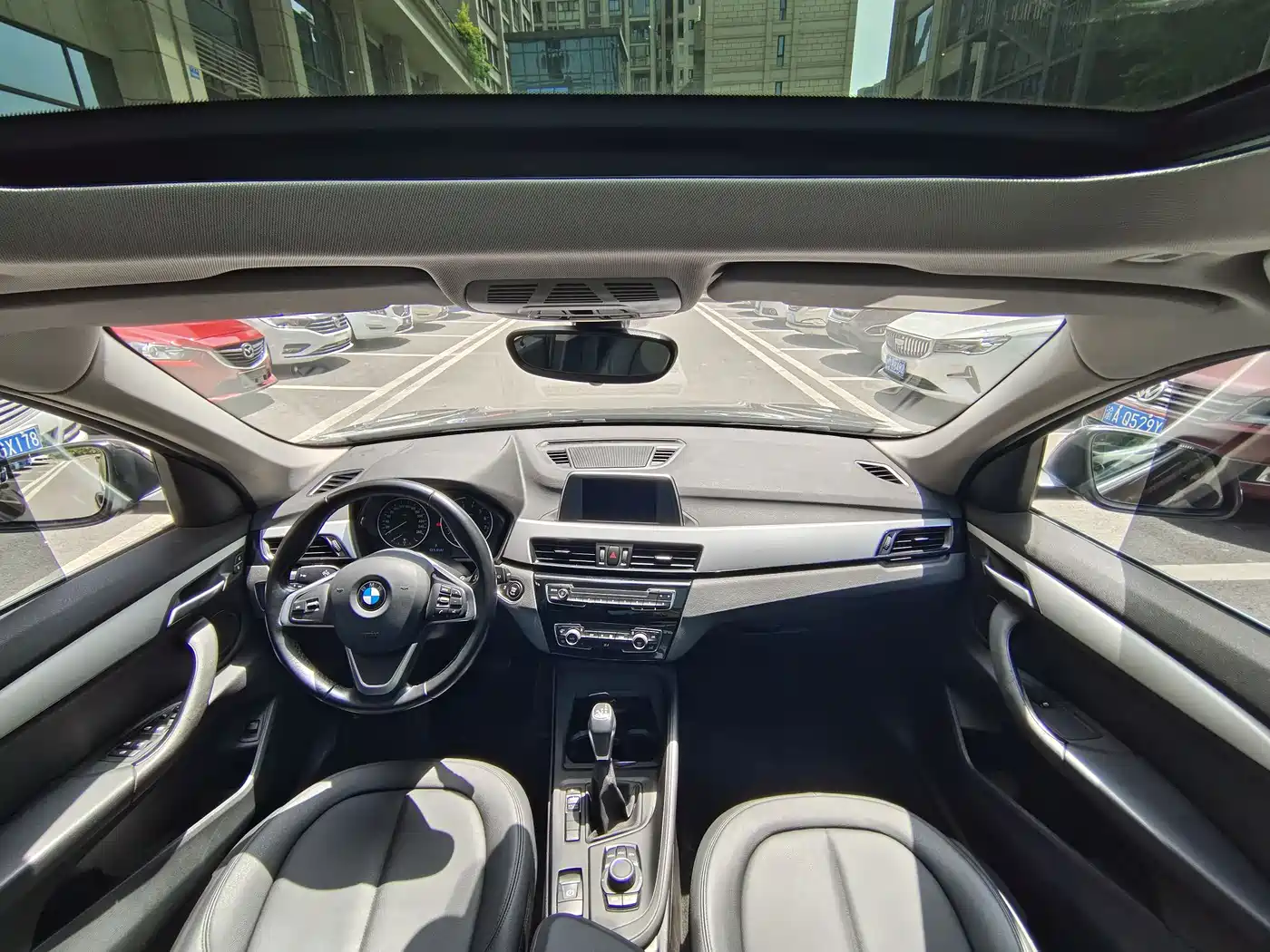 BMW X1 2018 sDrive20Li Leading Model фото 10