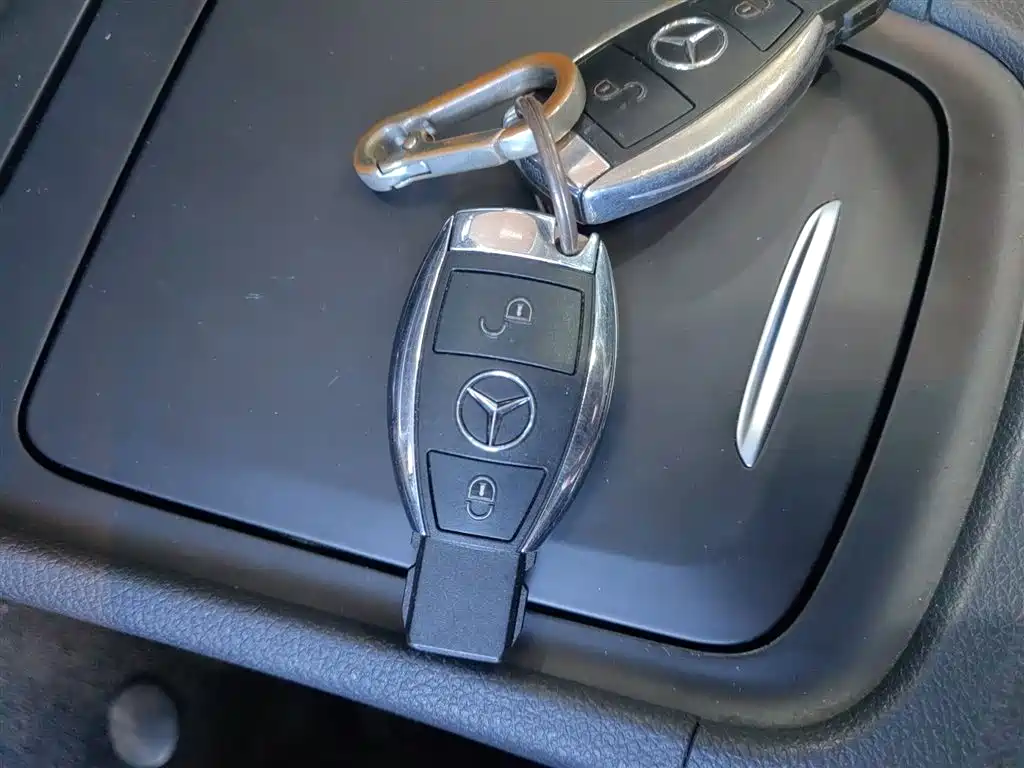 Mercedes-Benz GLA 2016 GLA 200 Dynamic фото 18