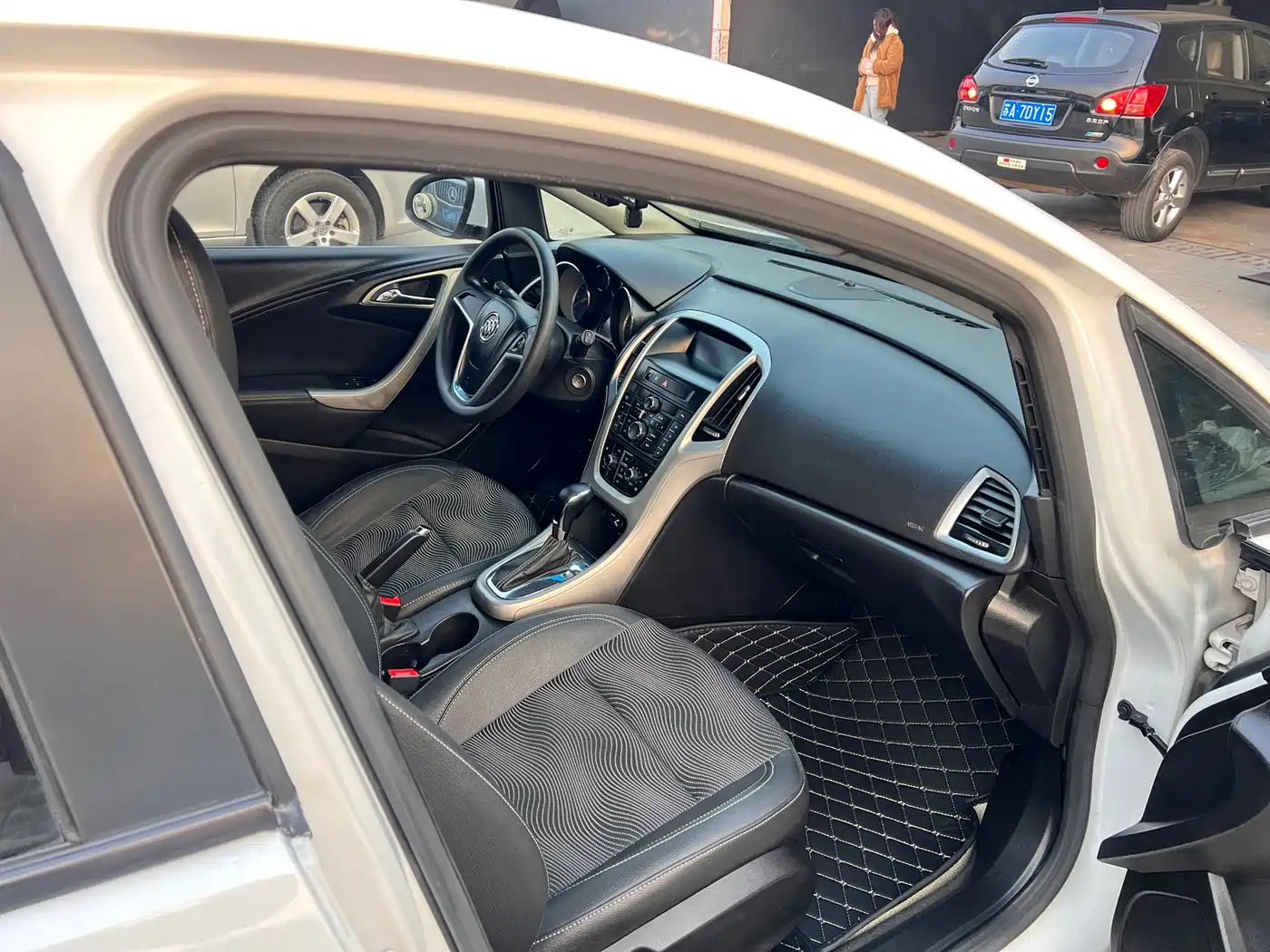 Buick Excelle 2014 XT 1.6L Automatic Fashion фото 17
