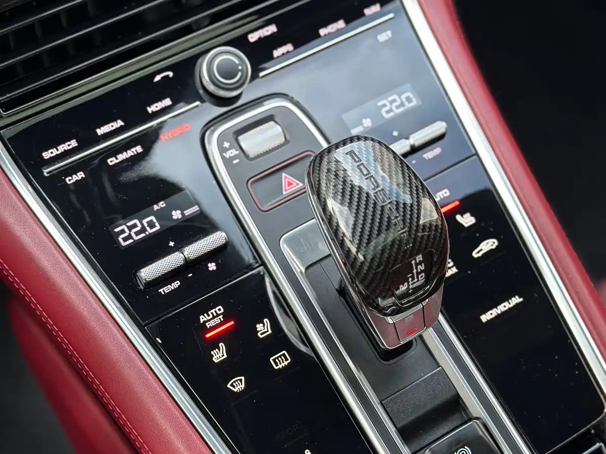 Фото 9 - Porsche Panamera New Energy