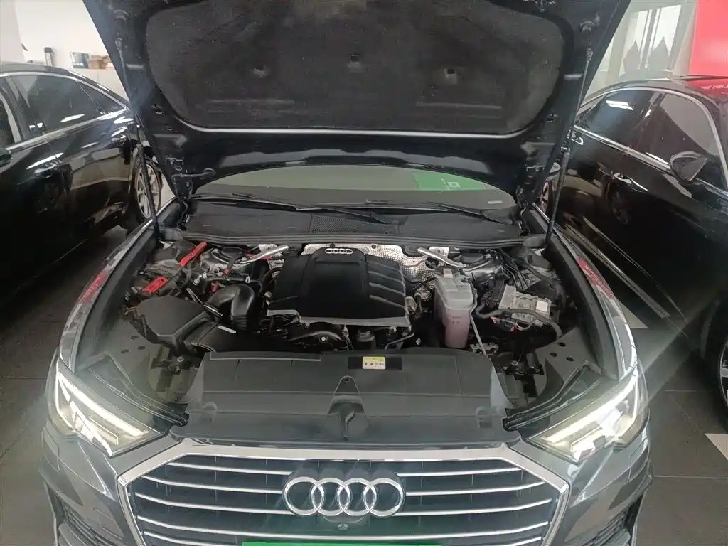 Audi A6L 2021 45 TFSI Exclusive Sport фото 16