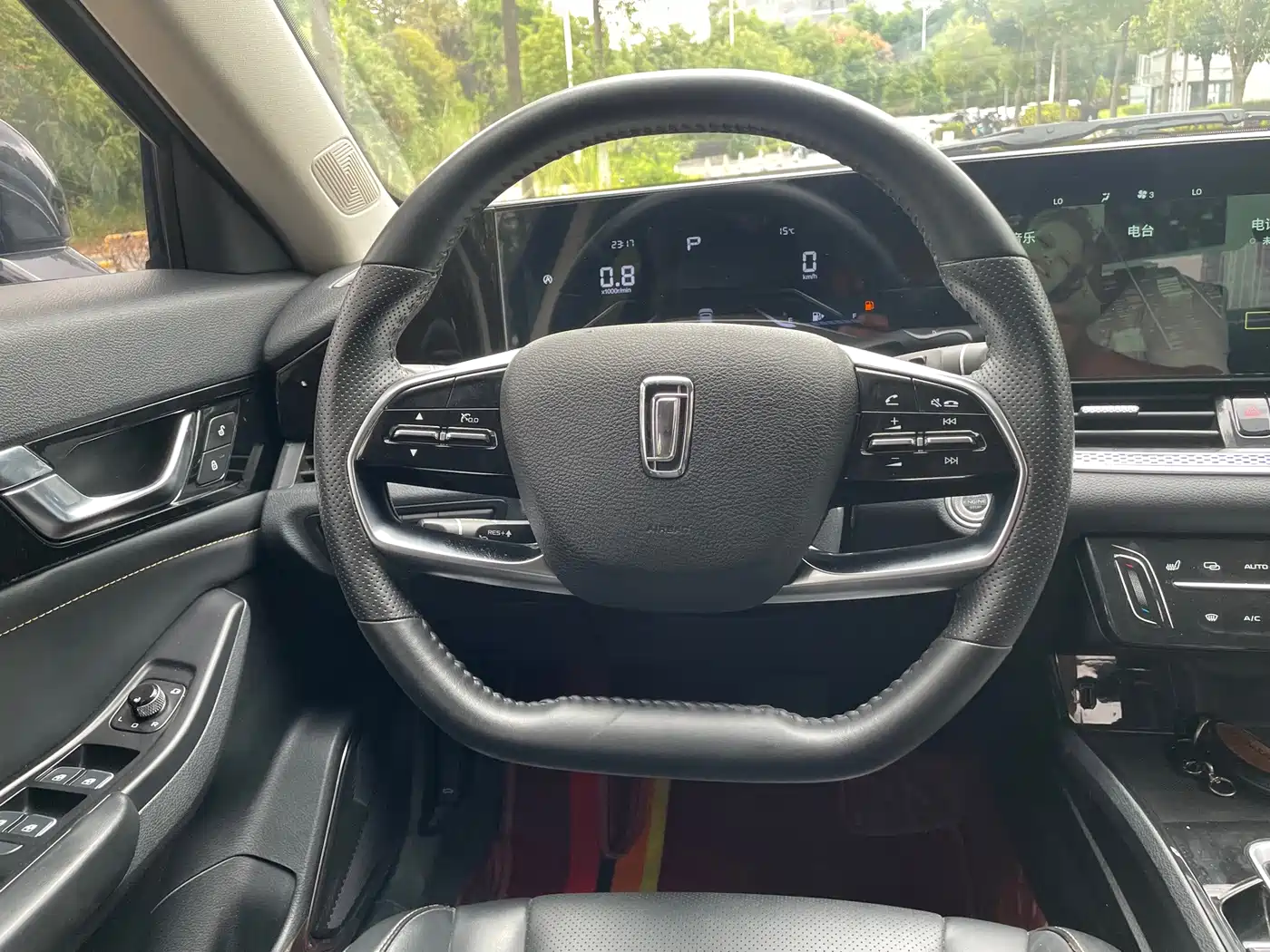 Photo 10 - Besturn B70
