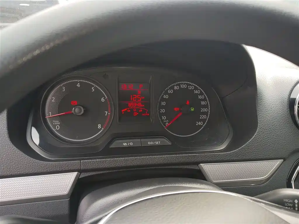 Volkswagen Jetta 2017 1.5L Automatic Comfort фото 8
