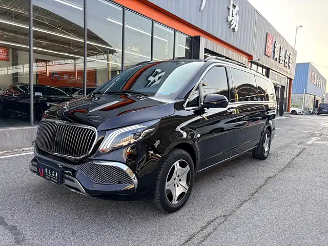 Mercedes-Benz Vito 2023 2.0T Elite 7-Seater
