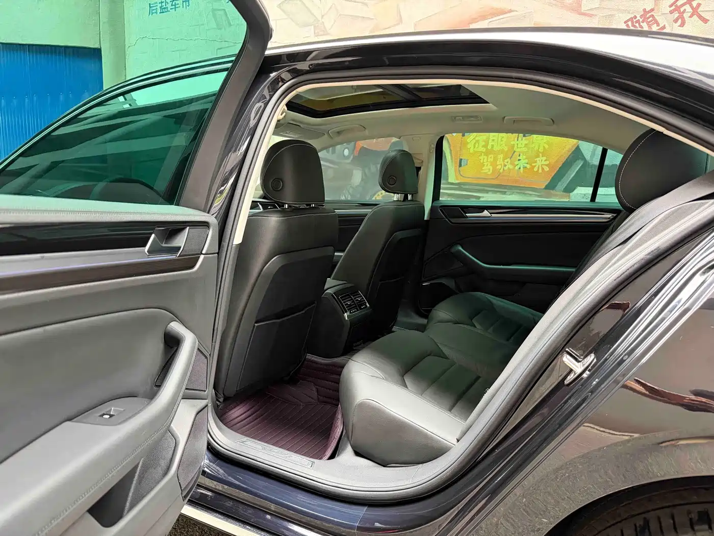 Фото 8 - Volkswagen Phideon