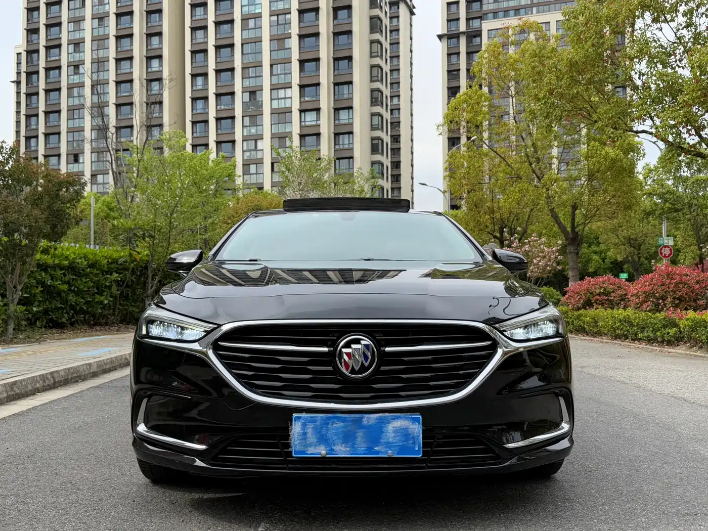 BUICK LACROSSE