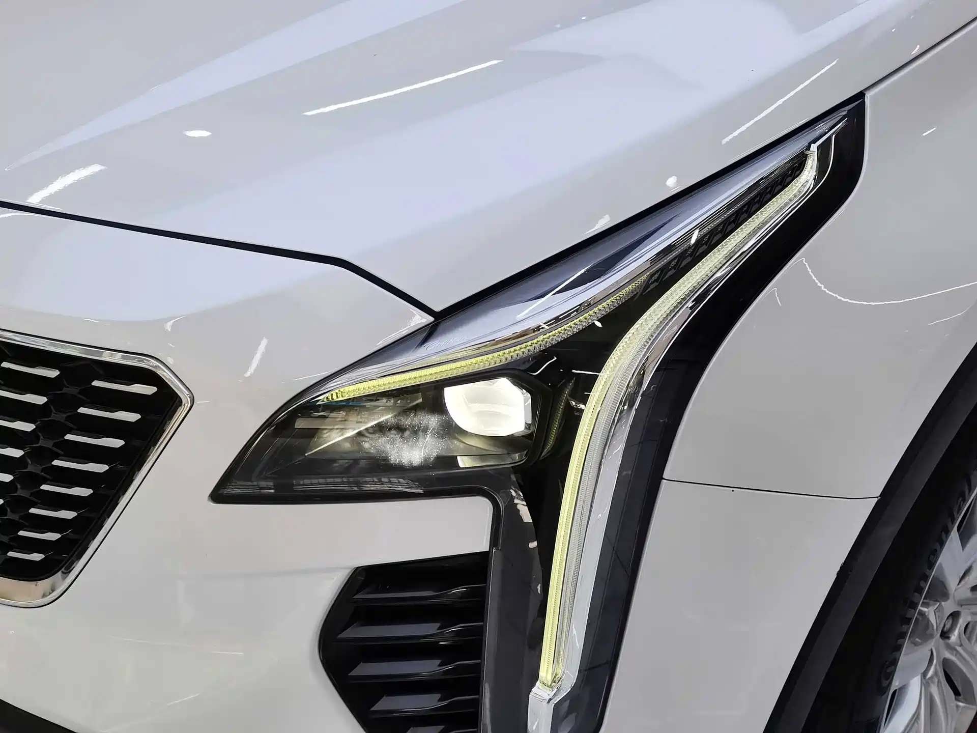 Photo 16 - Cadillac XT4