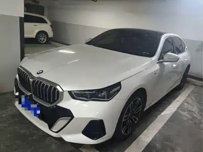 BMW 5